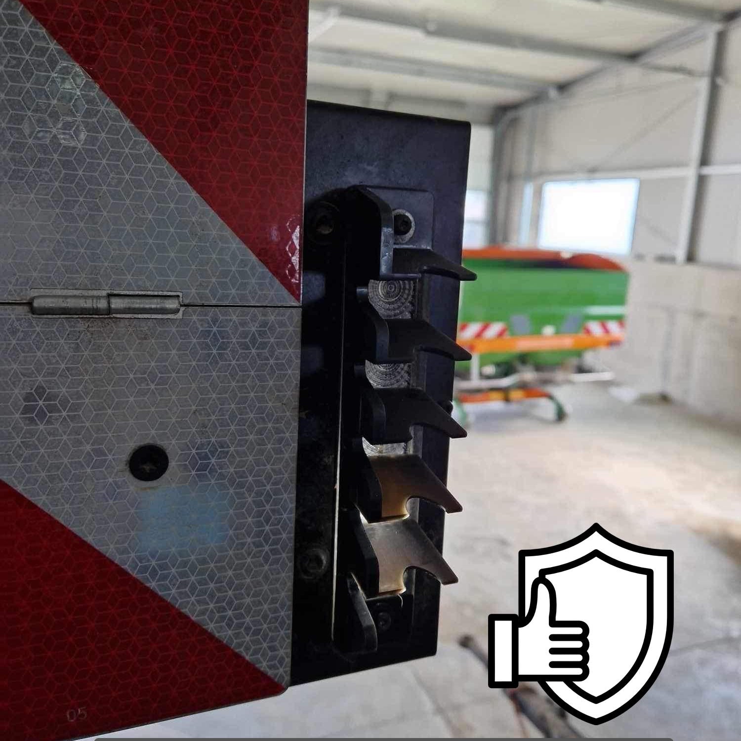 Abdeckung für LED - Leuchten der Warntafel – Fendt Vario Serie 300–1000 - Exact Designs