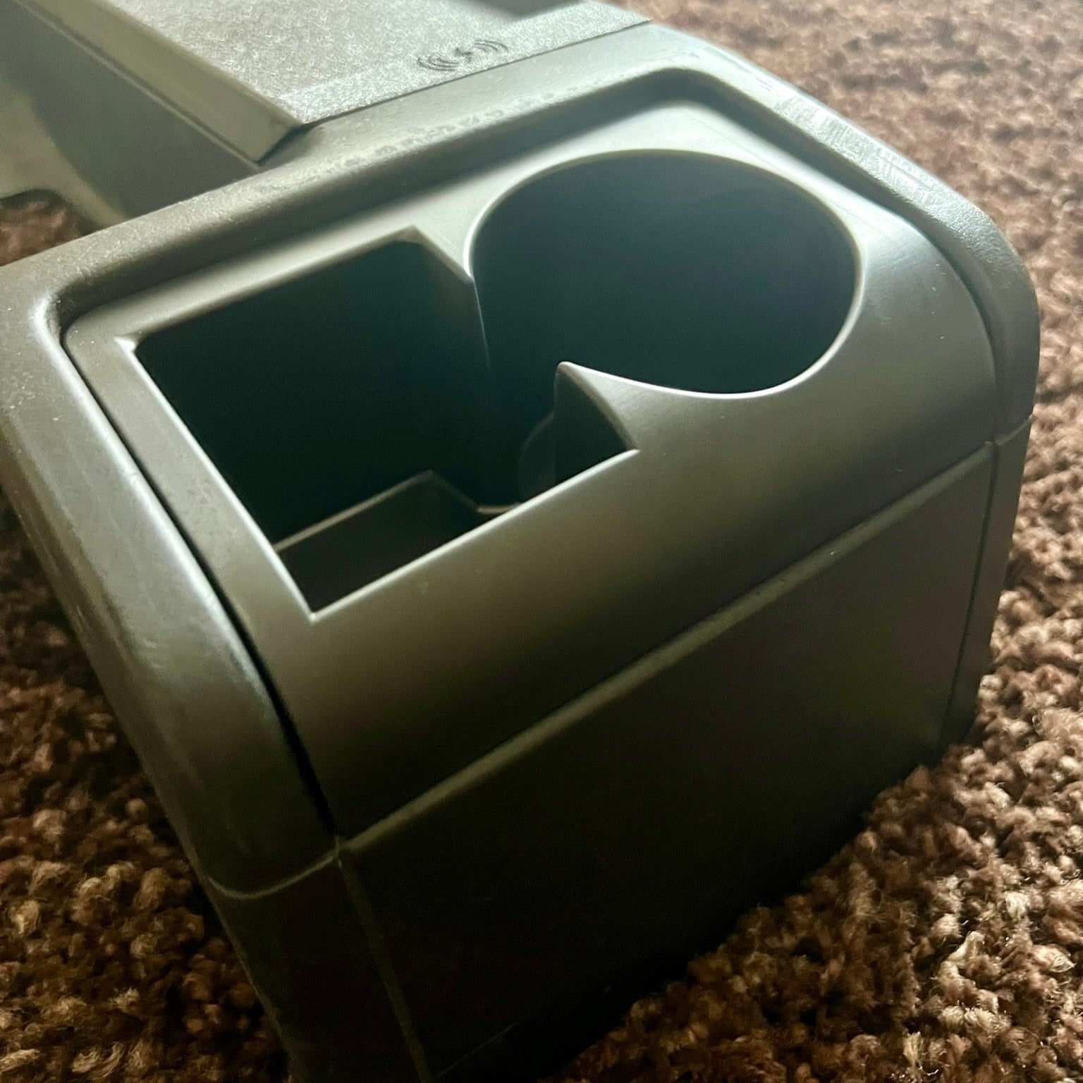 Getränkehalter für BMW 3er (E46) – Ersatz für hinteren Aschenbecher - Exact Designs