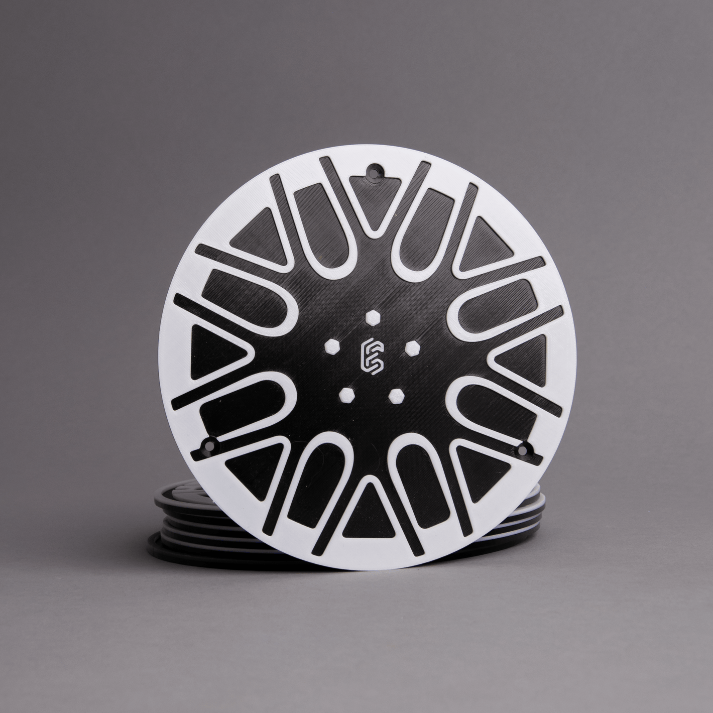 Mammotion Yuka Mini – Radabdeckung im futuristischen Stil - Exact Designs